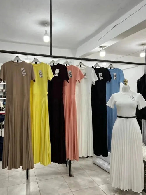 Robe Maxi Plissée "Signature Zara" – Collection 2026