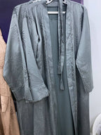 Abaya de luxe ( avec fond de robe )